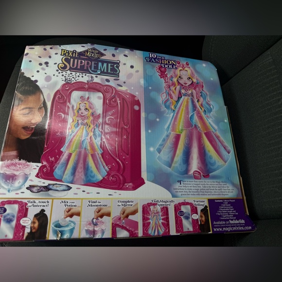 Pixie Magic Supremes Doll with Pink Mirror NEW IN BOX - Picture 2 of 2